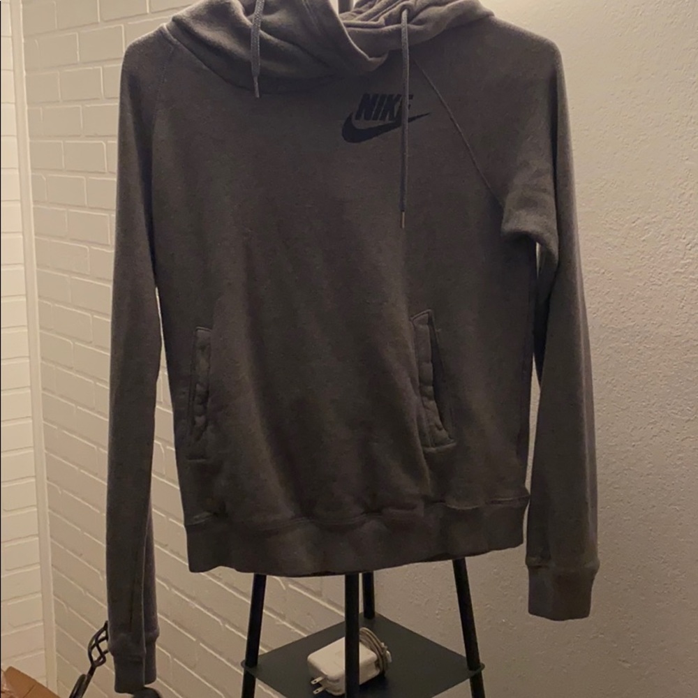Cowell neck sweatshirt